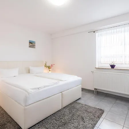 Gaestehaus Schulz * Heringsdorf (Usedom)